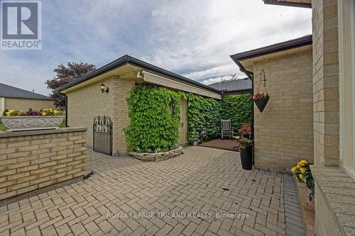 18 - 211 Pine Valley Drive, London, ON - Outdoor With Exterior