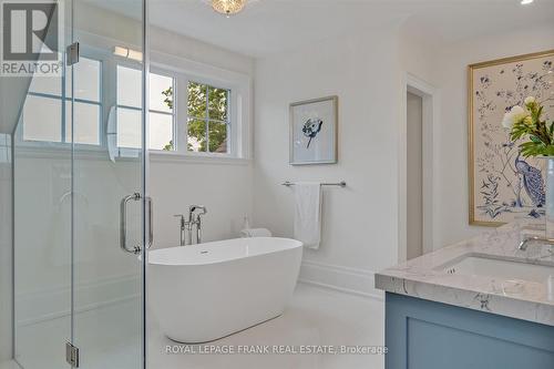 2491 Hiawatha Lane, Smith-Ennismore-Lakefield, ON - Indoor Photo Showing Bathroom