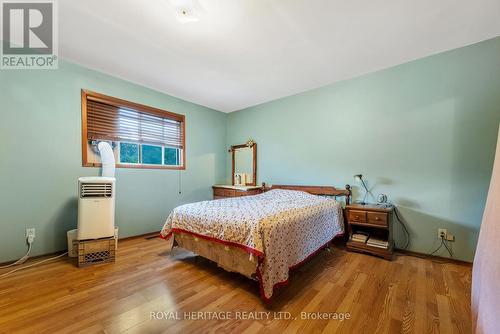 6350 Rice Lake Scenic Drive, Hamilton Township, ON - Indoor Photo Showing Bedroom