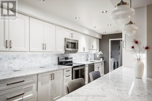 301 - 1818 Cherryhill Road, Peterborough, ON - Indoor Photo Showing Kitchen With Upgraded Kitchen