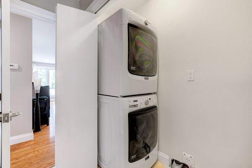 798 King Road, Burlington, ON - Indoor Photo Showing Laundry Room