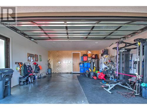 13341 Kidston Road Unit# 16, Coldstream, BC - Indoor Photo Showing Garage