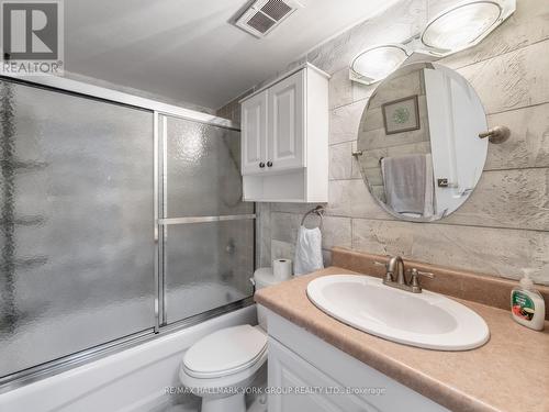 101 - 1145 Logan Avenue, Toronto, ON - Indoor Photo Showing Bathroom