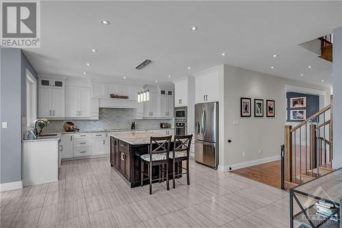 11 Phillip Drive, Ottawa, ON - Indoor Photo Showing Kitchen With Stainless Steel Kitchen With Upgraded Kitchen