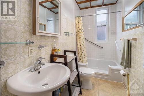 14 Somerset Street W, Ottawa, ON - Indoor Photo Showing Bathroom