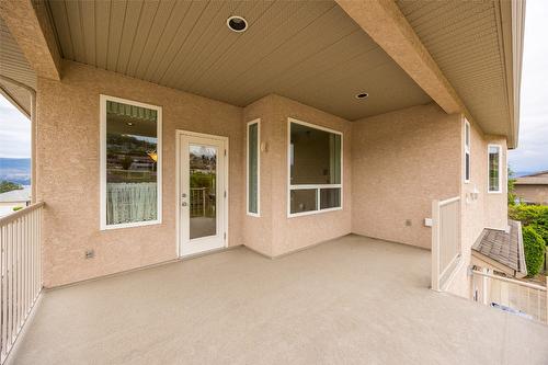 1094 Aubrey Road, West Kelowna, BC - Outdoor With Exterior