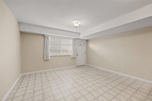 1094 Aubrey Road, West Kelowna, BC - Indoor Photo Showing Other Room