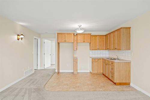 1094 Aubrey Road, West Kelowna, BC - Indoor Photo Showing Kitchen With Double Sink