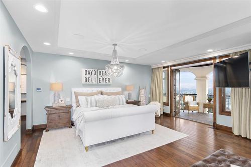 1113 Parkbluff Lane, Kelowna, BC - Indoor Photo Showing Bedroom