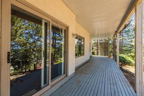 800 Westpoint Drive, Kelowna, BC - Outdoor With Deck Patio Veranda With Exterior