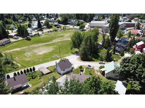 2062 Sixth Avenue, Rossland, BC - Outdoor With View