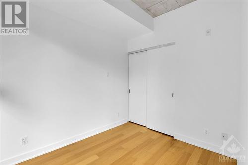 354 Gladstone Avenue Unit#301, Ottawa, ON - Indoor Photo Showing Other Room