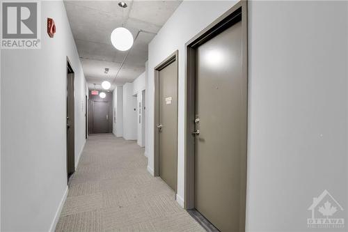 354 Gladstone Avenue Unit#301, Ottawa, ON - Indoor Photo Showing Other Room