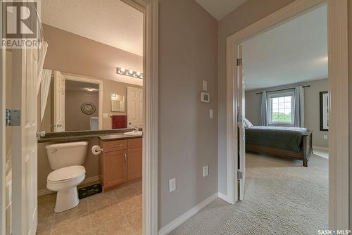 54 3101 Tregarva Drive E, Regina, SK - Indoor Photo Showing Bathroom