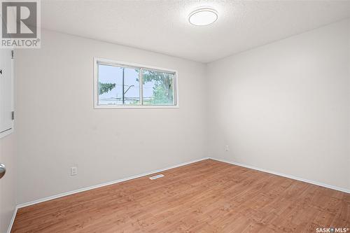 1302 Egbert Avenue, Saskatoon, SK - Indoor Photo Showing Other Room