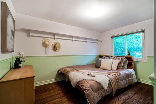 5182 Pinedale Avenue, Burlington, ON - Indoor Photo Showing Bedroom