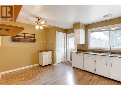 7737 Loyola Drive, Prince George, BC - Indoor Photo Showing Kitchen With Double Sink