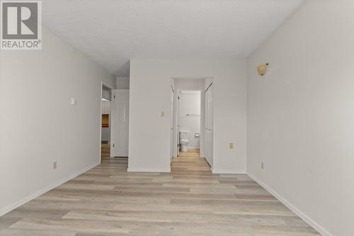 1056 Bernard Avenue Unit# 205, Kelowna, BC - Indoor Photo Showing Other Room