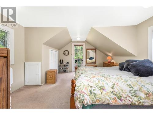 6775 L&A Road, Vernon, BC - Indoor Photo Showing Bedroom
