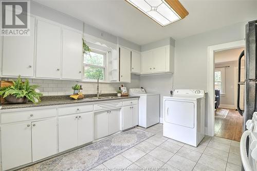 834 Ford Boulevard, Windsor, ON - Indoor Photo Showing Laundry Room
