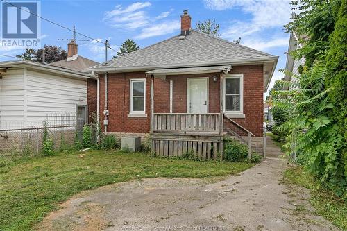 1562 Moy, Windsor, ON - Outdoor