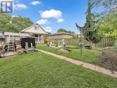 1237 Laurendeau, Windsor, ON - Outdoor