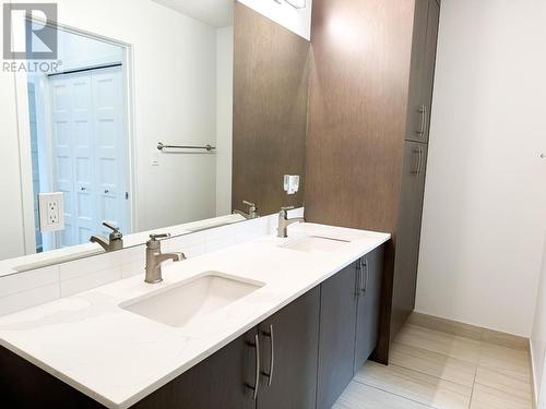 410 5Th Avenue Unit# 2304, Golden, BC - Indoor Photo Showing Bathroom