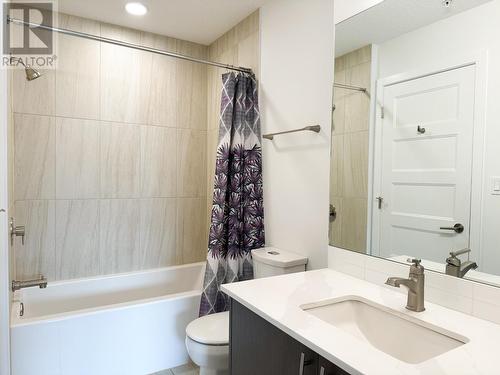 410 5Th Avenue Unit# 2304, Golden, BC - Indoor Photo Showing Bathroom