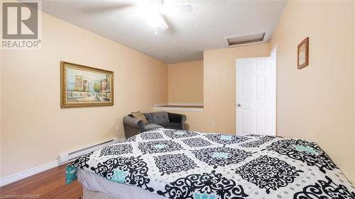 1477 Highway 6, South Bruce Peninsula, ON - Indoor Photo Showing Bedroom