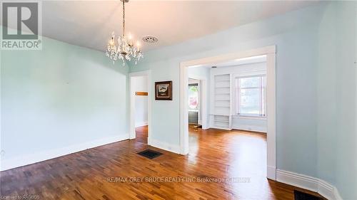 68 2Nd Street, Arran-Elderslie, ON - Indoor Photo Showing Other Room