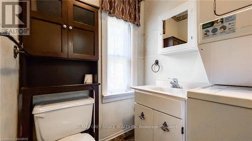 68 2Nd Street, Arran-Elderslie, ON - Indoor Photo Showing Laundry Room