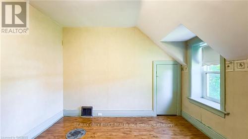 68 2Nd Street, Arran-Elderslie, ON - Indoor Photo Showing Other Room