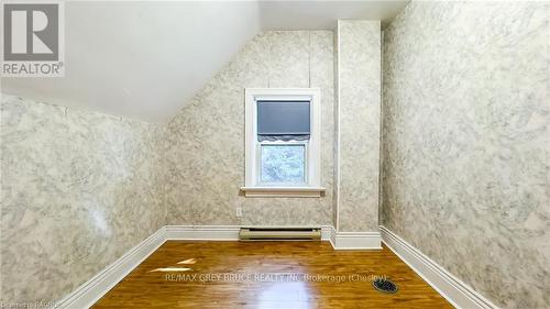 68 2Nd Street, Arran-Elderslie, ON - Indoor Photo Showing Other Room