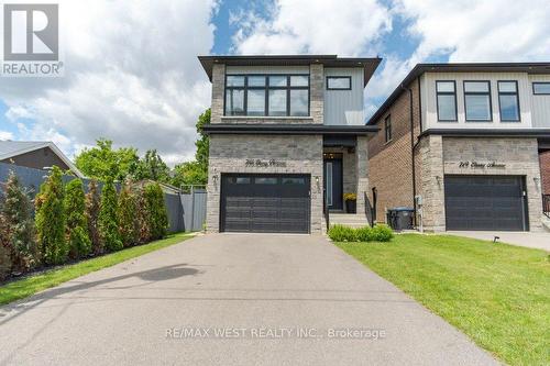 715 Ebony Avenue, Mississauga, ON - Outdoor With Facade