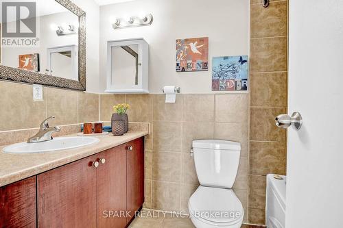 1102 - 25 Kensington Road, Brampton, ON - Indoor Photo Showing Bathroom