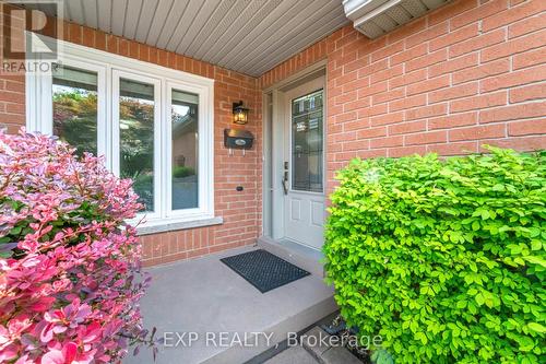 533 Eliza Crescent, Burlington, ON - Outdoor