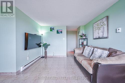 508 - 1445 Wilson Avenue, Toronto, ON - Indoor Photo Showing Living Room