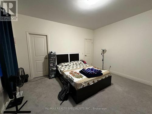 Upper - 74 Clockwork Drive, Brampton, ON - Indoor Photo Showing Bedroom