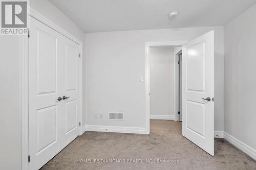 937 Lennon Way, London, ON - Indoor Photo Showing Other Room