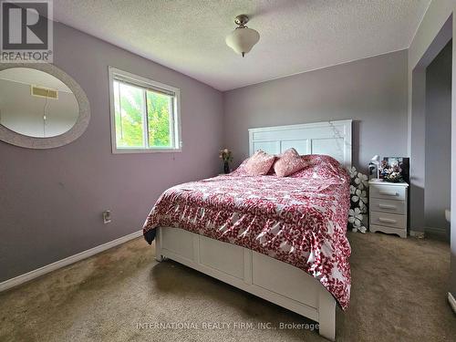 11 Pacific Street, Quinte West, ON - Indoor Photo Showing Bedroom