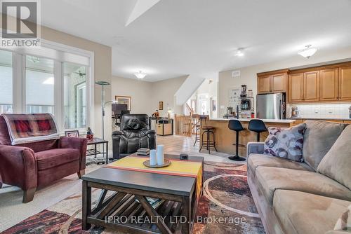 24 - 254 Summerfield Drive, Guelph, ON - Indoor Photo Showing Living Room