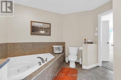 24 - 254 Summerfield Drive, Guelph (Pine Ridge), ON - Indoor Photo Showing Bathroom