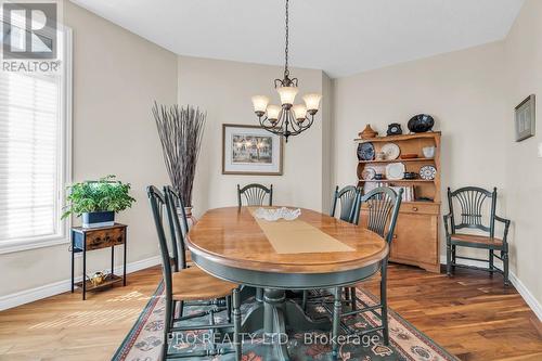 24 - 254 Summerfield Drive, Guelph (Pine Ridge), ON - Indoor Photo Showing Dining Room