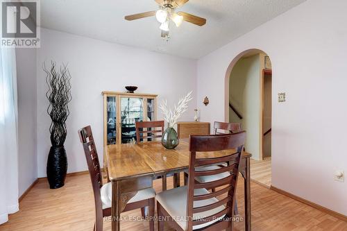 2358 Arnold Crescent, Burlington, ON - Indoor Photo Showing Dining Room