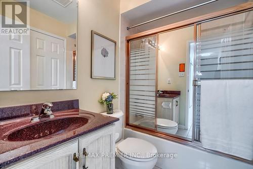 104 - 5910 Greensboro Drive, Mississauga, ON - Indoor Photo Showing Bathroom