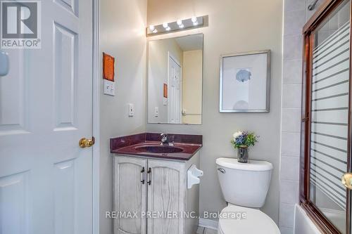 104 - 5910 Greensboro Drive, Mississauga, ON - Indoor Photo Showing Bathroom