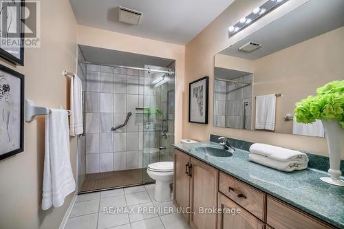 104 - 5910 Greensboro Drive, Mississauga, ON - Indoor Photo Showing Bathroom