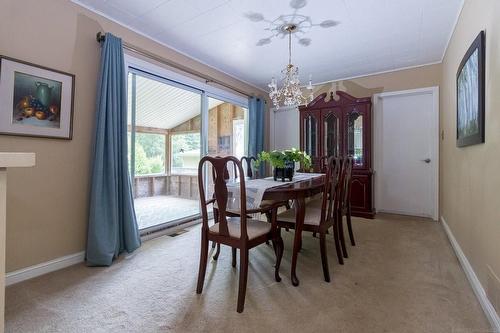 4 Wesite Avenue, Flamborough, ON - Indoor Photo Showing Dining Room