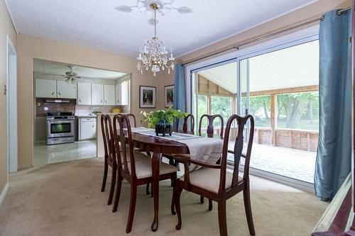 4 Wesite Avenue, Flamborough, ON - Indoor Photo Showing Dining Room