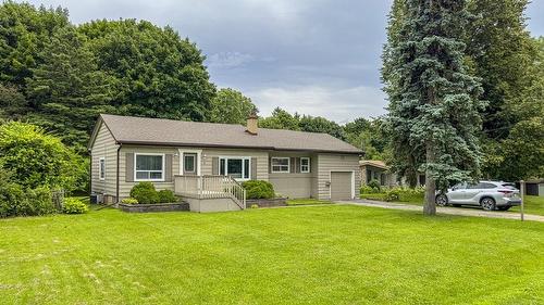 4 Wesite Avenue, Flamborough, ON - Outdoor